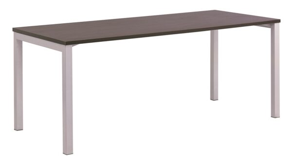 Cubit Desking – Single Straight Desk